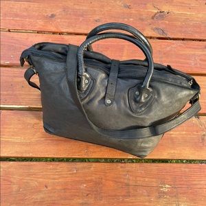 MONSERAT DE LUCCA Crossbody Leather Handbag